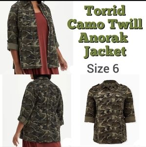 NWT! Torrid Camo Twill Anorak Jacket Full Zip Plus Size 6 (30W)